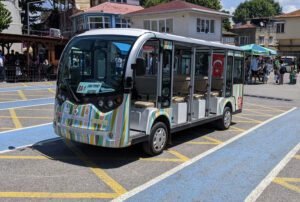 electric bus on Price Islands
