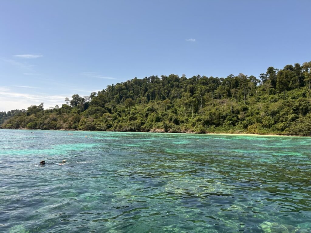 Bohemian Vibers of Klong Nin