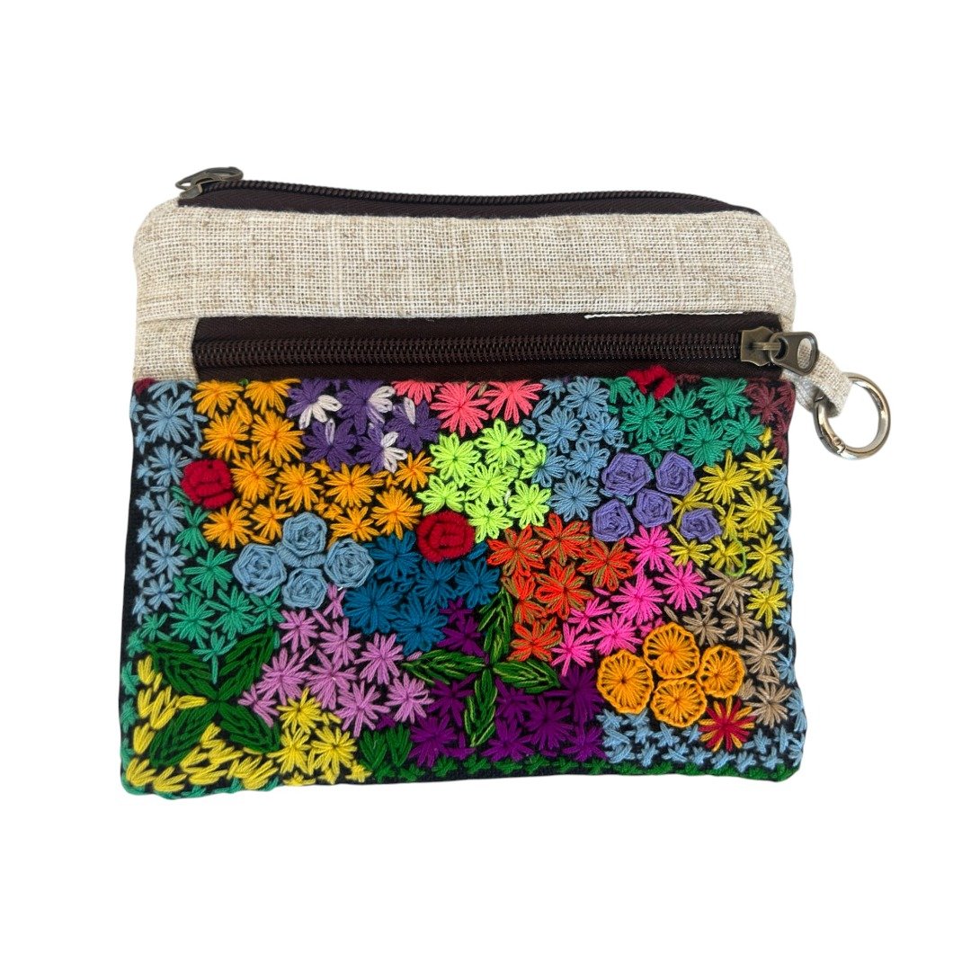 514218_f355ab75-65d4-4ea5-a04e-3ce3c4f356060.jpg Hmong Embroidered Purse