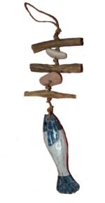 RRP384 NEW Job Lot 36 x Driftwood Wall Art Fish Boats etc Signs Mobiles - Image 14